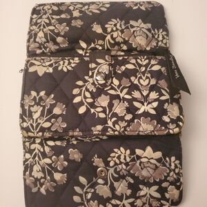 Vera Bradley Trifold Wallet Black Floral Pattern